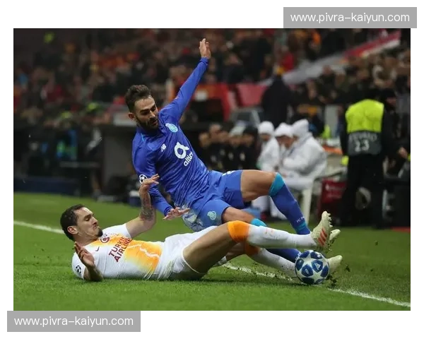 蓝色熔炉的对决：马德里竞技与加拉塔萨雷的荣耀之战